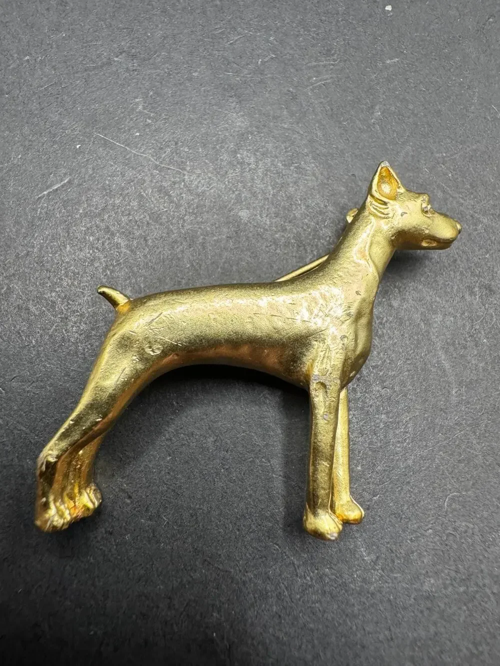 Vintage Gerry's Signed Dobermann Pinscher Dog Gold Tone Pin/Brooch 43.8mm